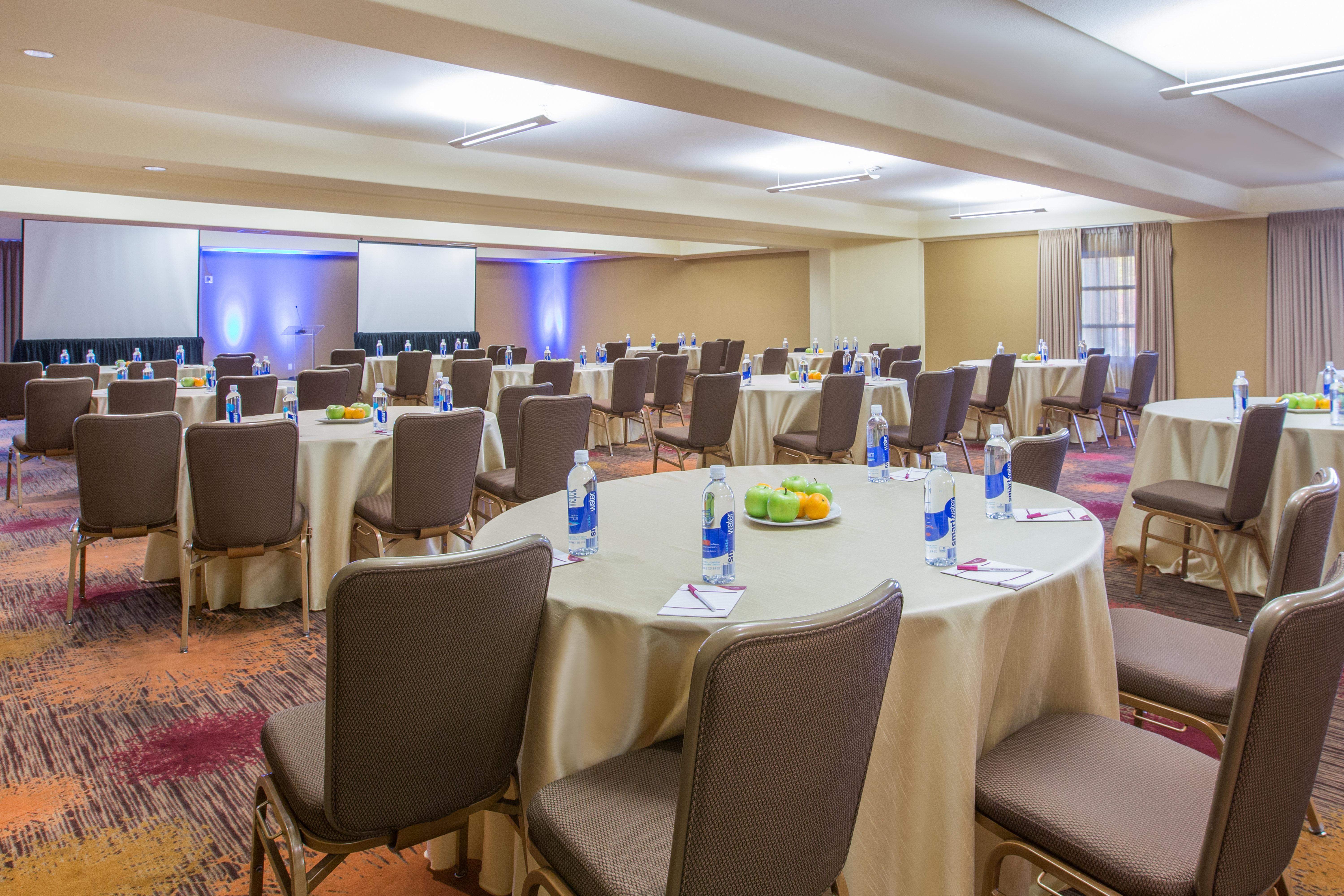 Concord Plaza Hotel Extérieur photo