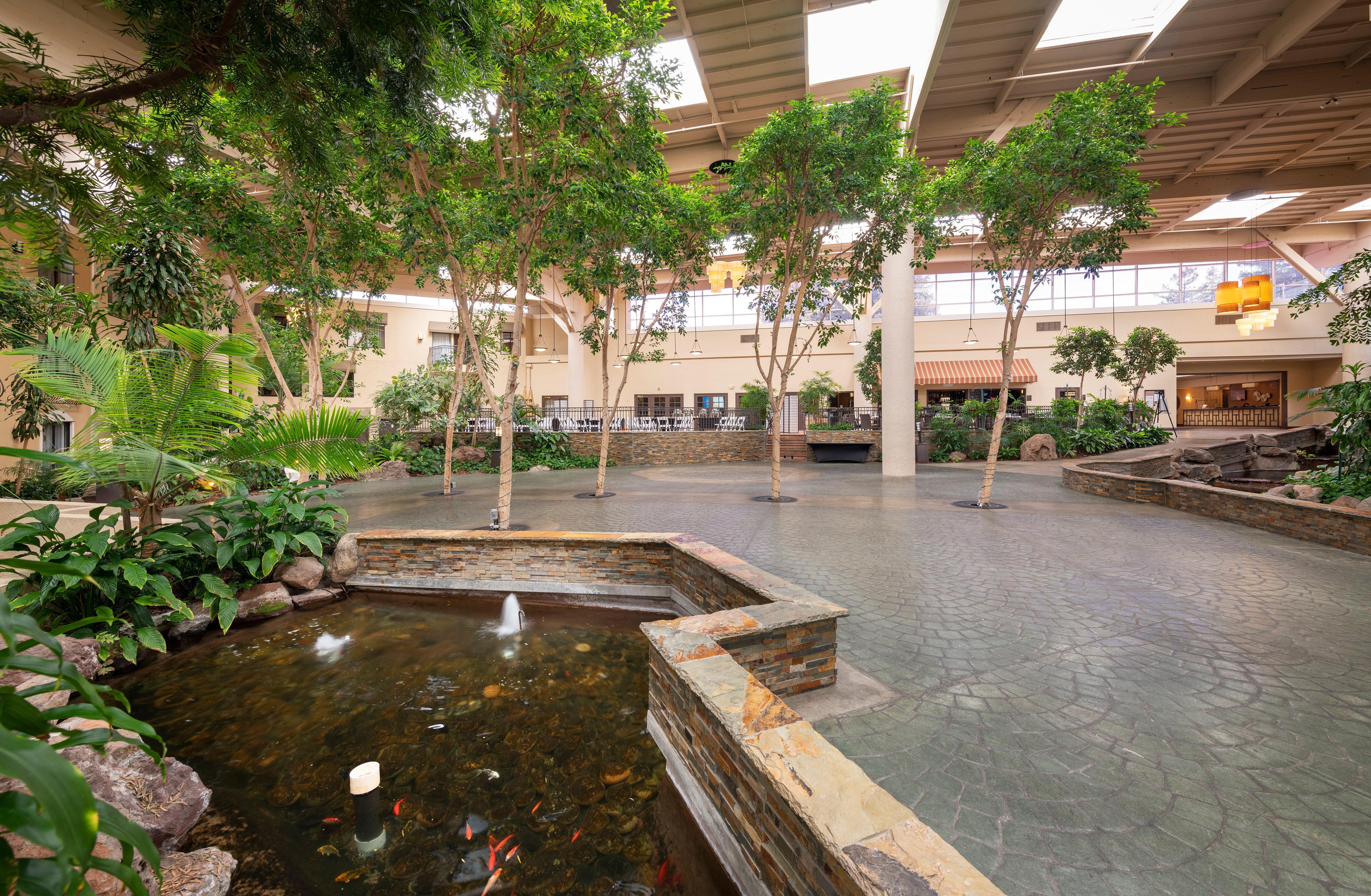 Concord Plaza Hotel Extérieur photo