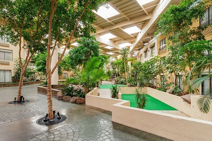 Concord Plaza Hotel Extérieur photo